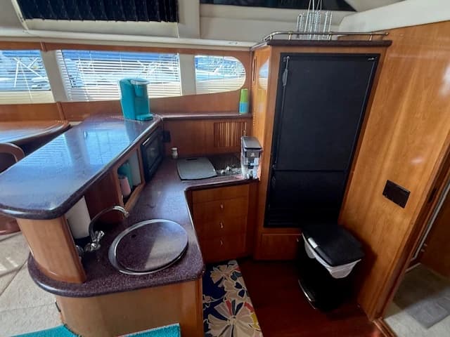 2001 Carver 396 Aft Cabin- Photo 5